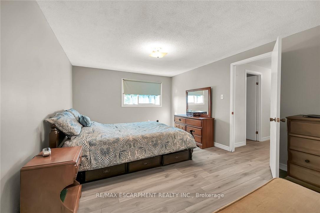 Photo 22 of 71 Kennard Street, Hamilton, Stoney Creek Mountain — HOMEH