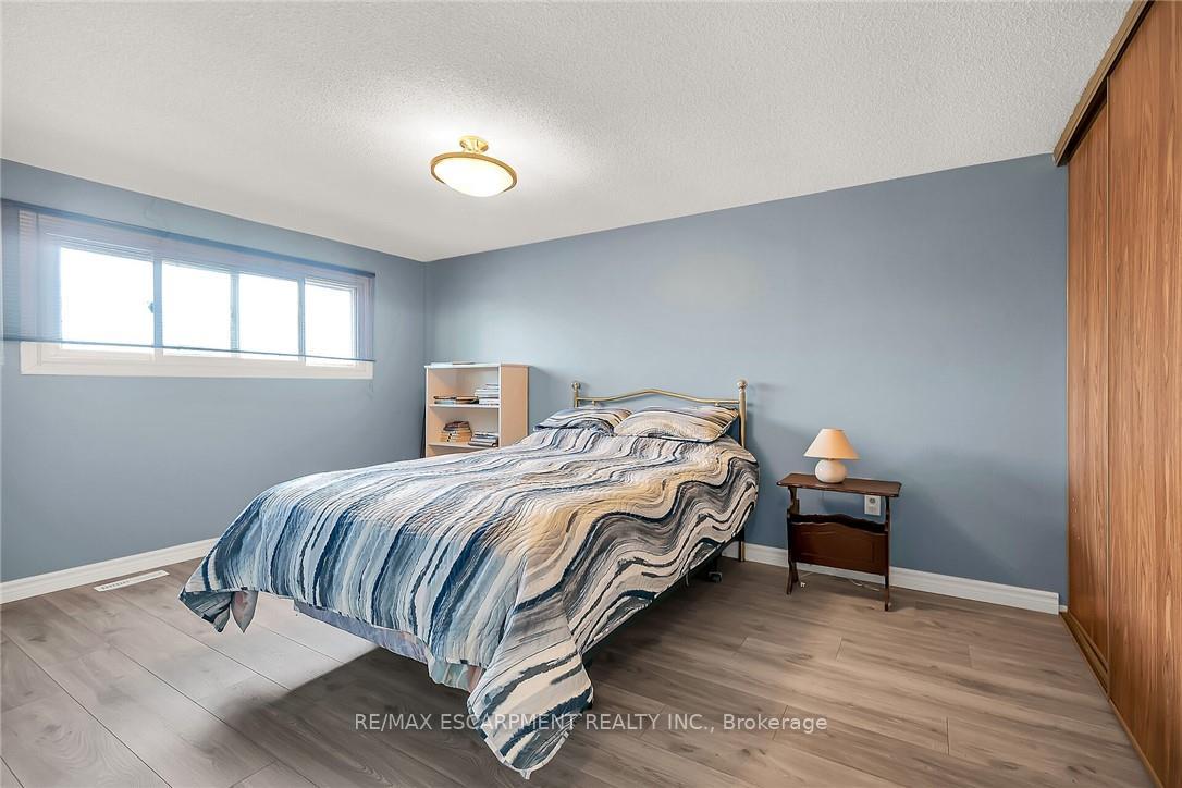 Photo 24 of 71 Kennard Street, Hamilton, Stoney Creek Mountain — HOMEH