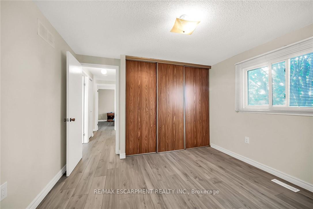 Photo 27 of 71 Kennard Street, Hamilton, Stoney Creek Mountain — HOMEH