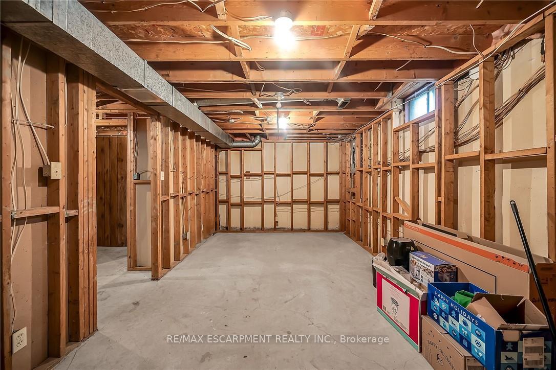 Photo 30 of 71 Kennard Street, Hamilton, Stoney Creek Mountain — HOMEH