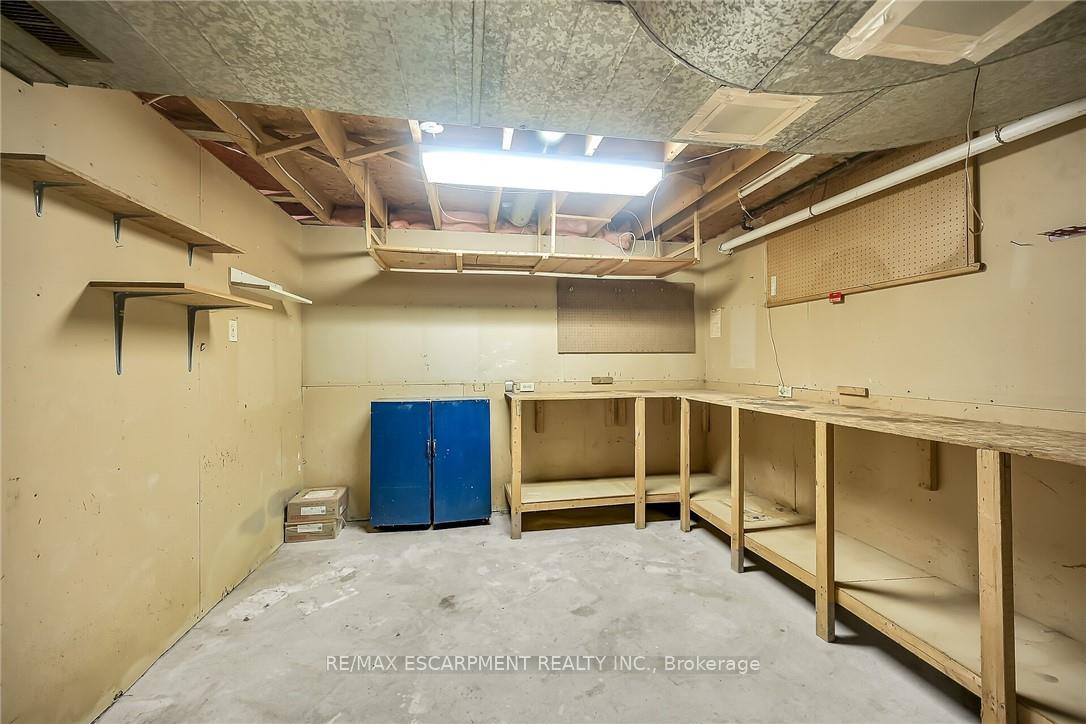 Photo 31 of 71 Kennard Street, Hamilton, Stoney Creek Mountain — HOMEH