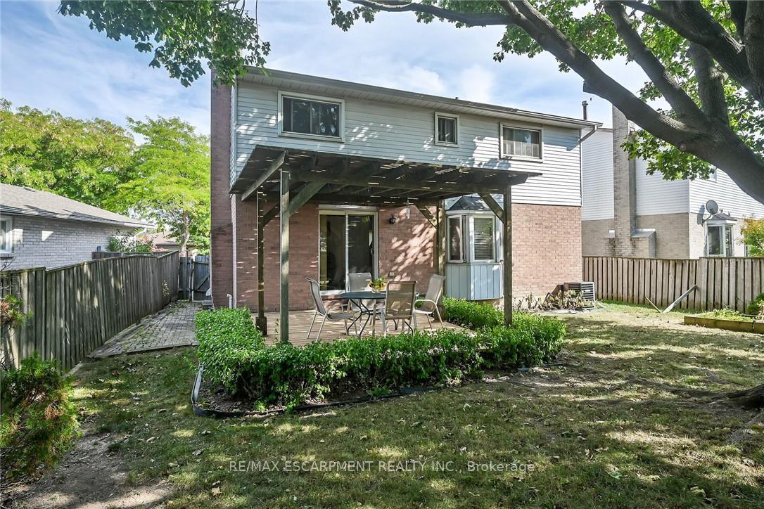Photo 36 of 71 Kennard Street, Hamilton, Stoney Creek Mountain — HOMEH