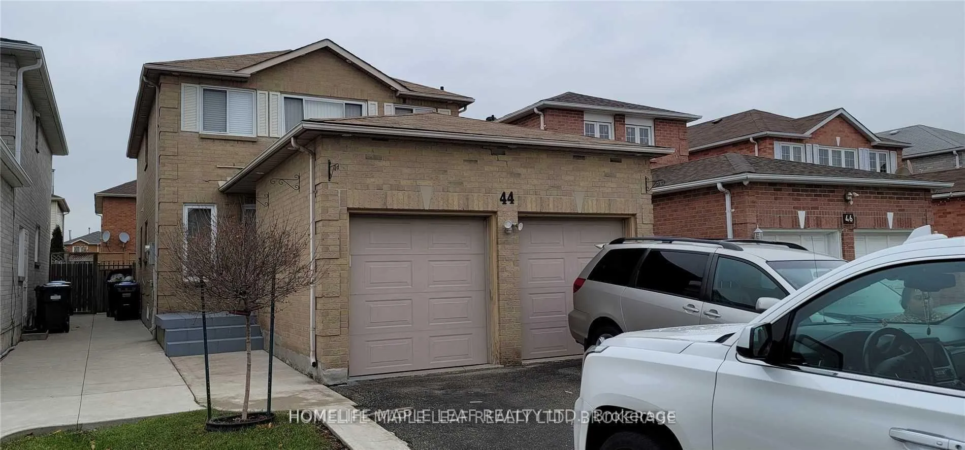 Photo 3 of 44 Redpoll Court, Brampton, Fletcher's Creek South — HOMEH