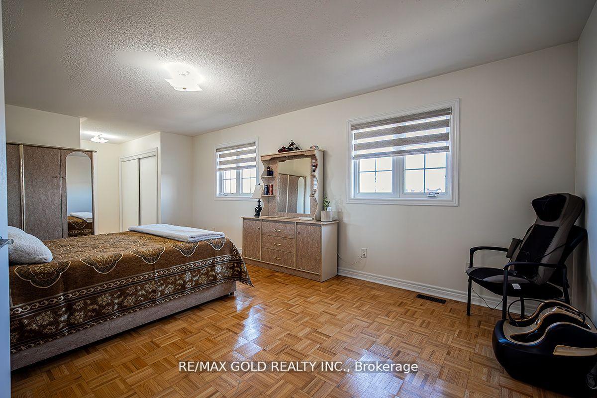 Photo 21 of 17 Yellow Pine Road, Brampton, Bram East — HOMEH