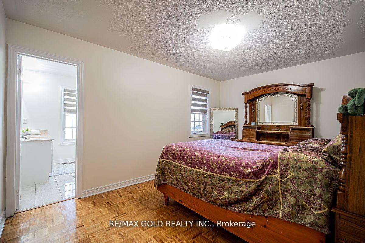 Photo 29 of 17 Yellow Pine Road, Brampton, Bram East — HOMEH