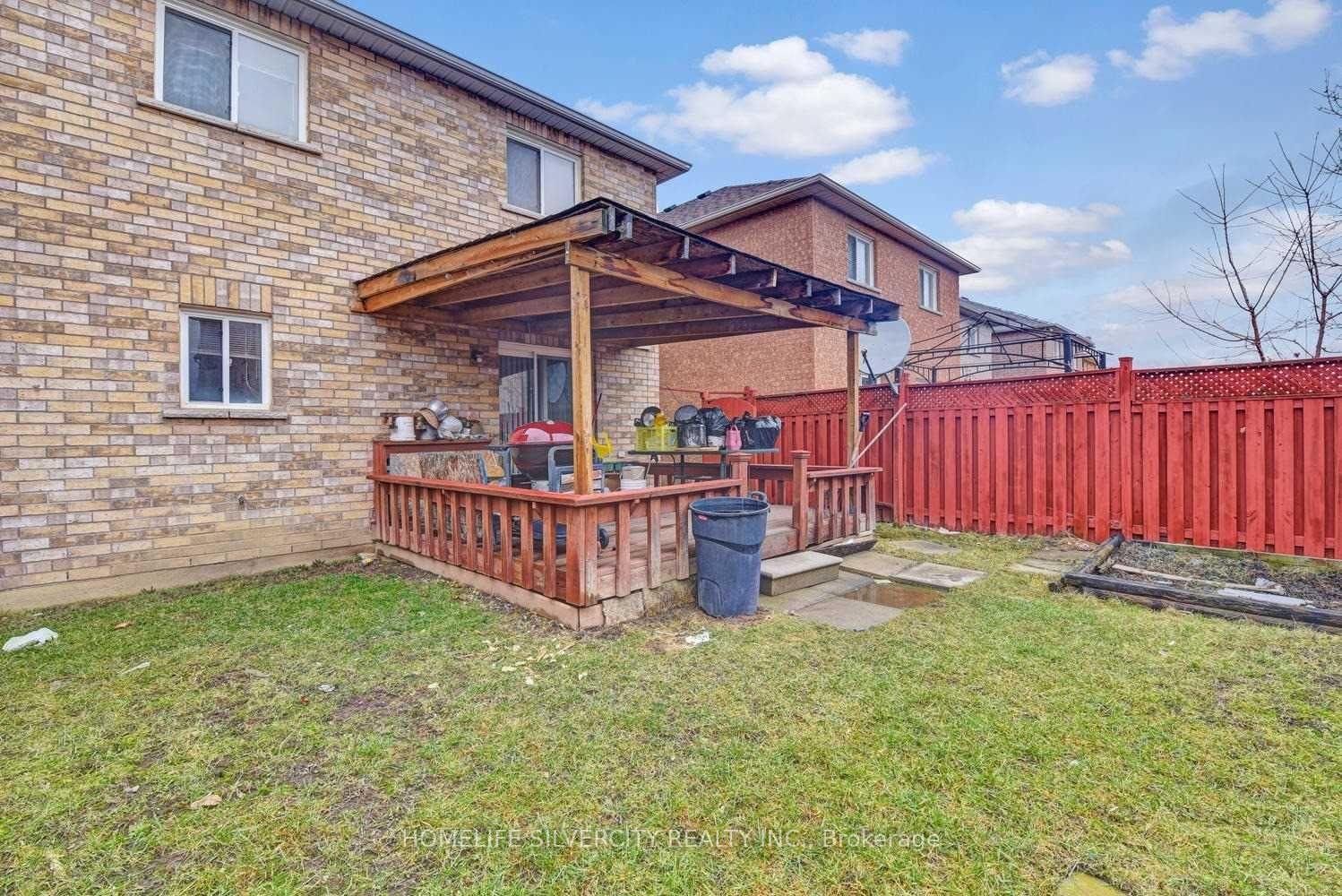 Photo 14 of 10 Trevino Crescent, Brampton, Bram East — HOMEH
