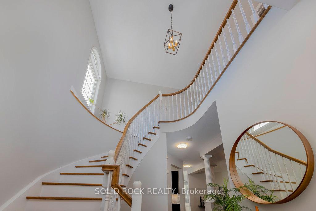 Photo 5 of 400 Tartaruga Lane, Ottawa, Barrhaven - Cedargrove/Fraserdale — HOMEH