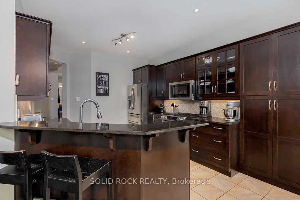 Photo 11 of 400 Tartaruga Lane, Ottawa, Barrhaven - Cedargrove/Fraserdale — HOMEH