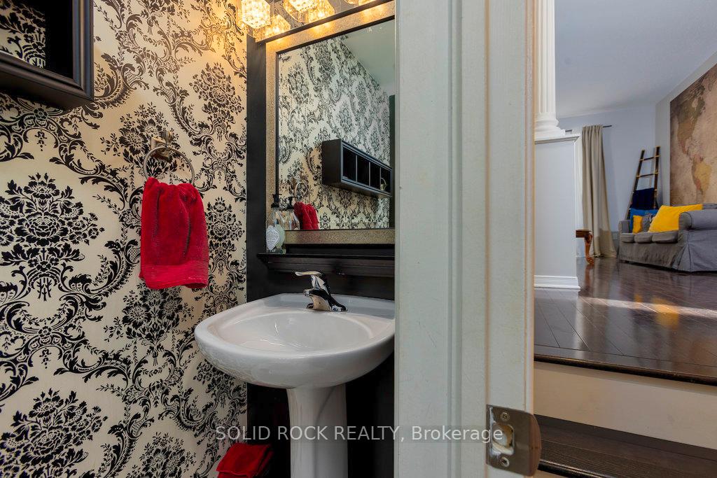 Photo 16 of 400 Tartaruga Lane, Ottawa, Barrhaven - Cedargrove/Fraserdale — HOMEH
