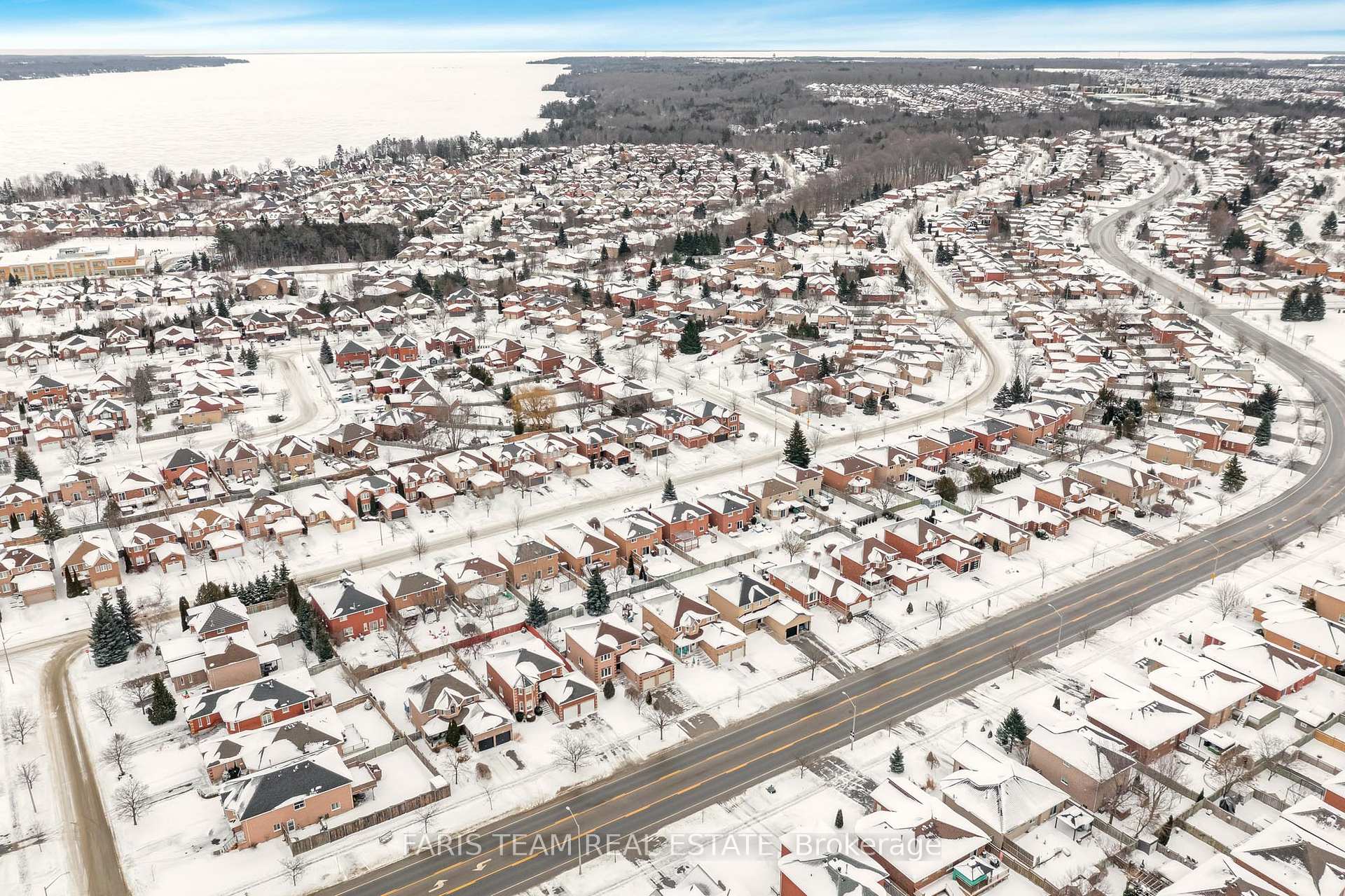 Photo 16 of 61 Taylor Drive, Barrie, Bayshore — HOMEH