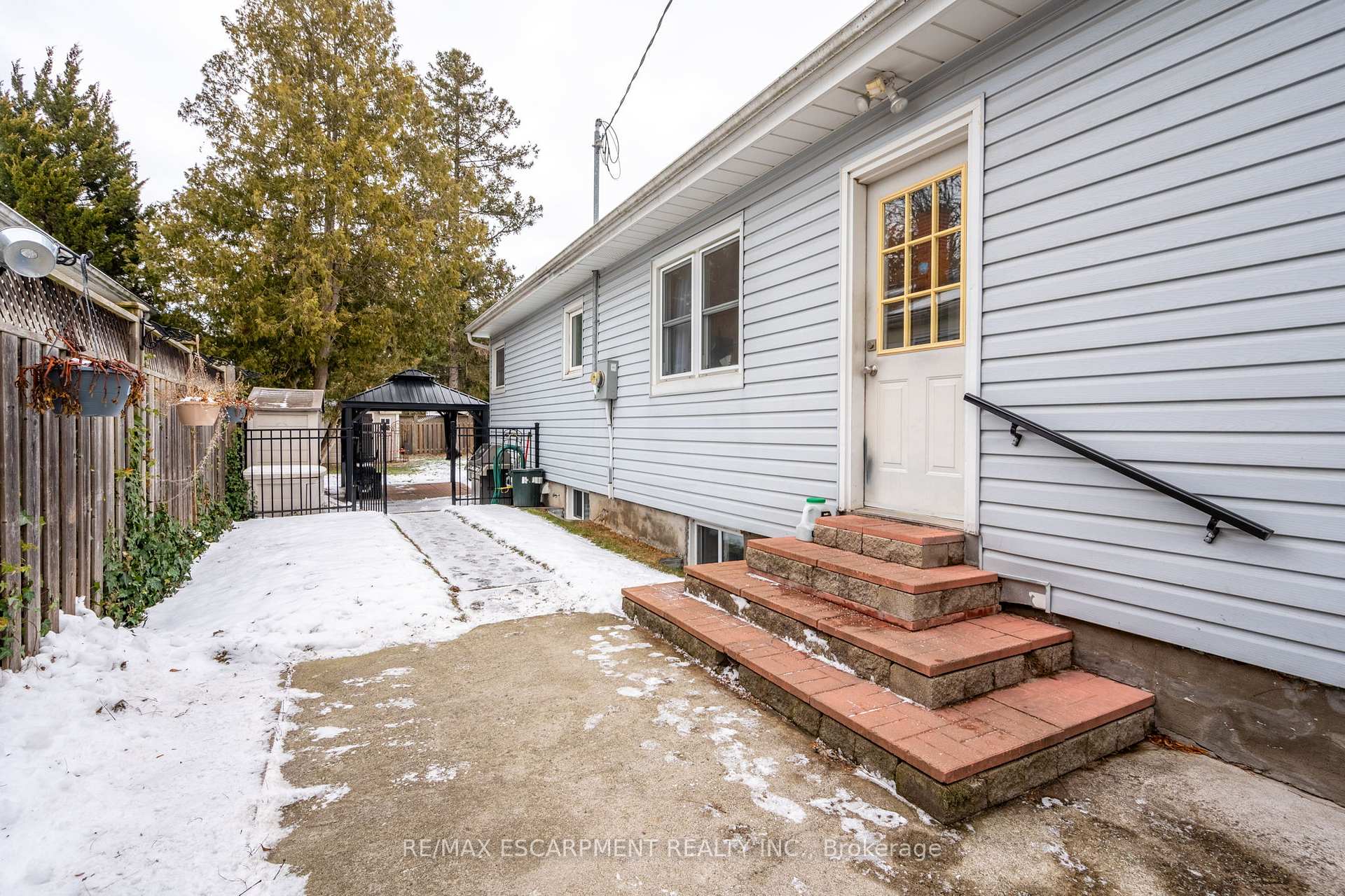 Photo 21 of 475 Mayzel Road, Burlington, Brant — HOMEH