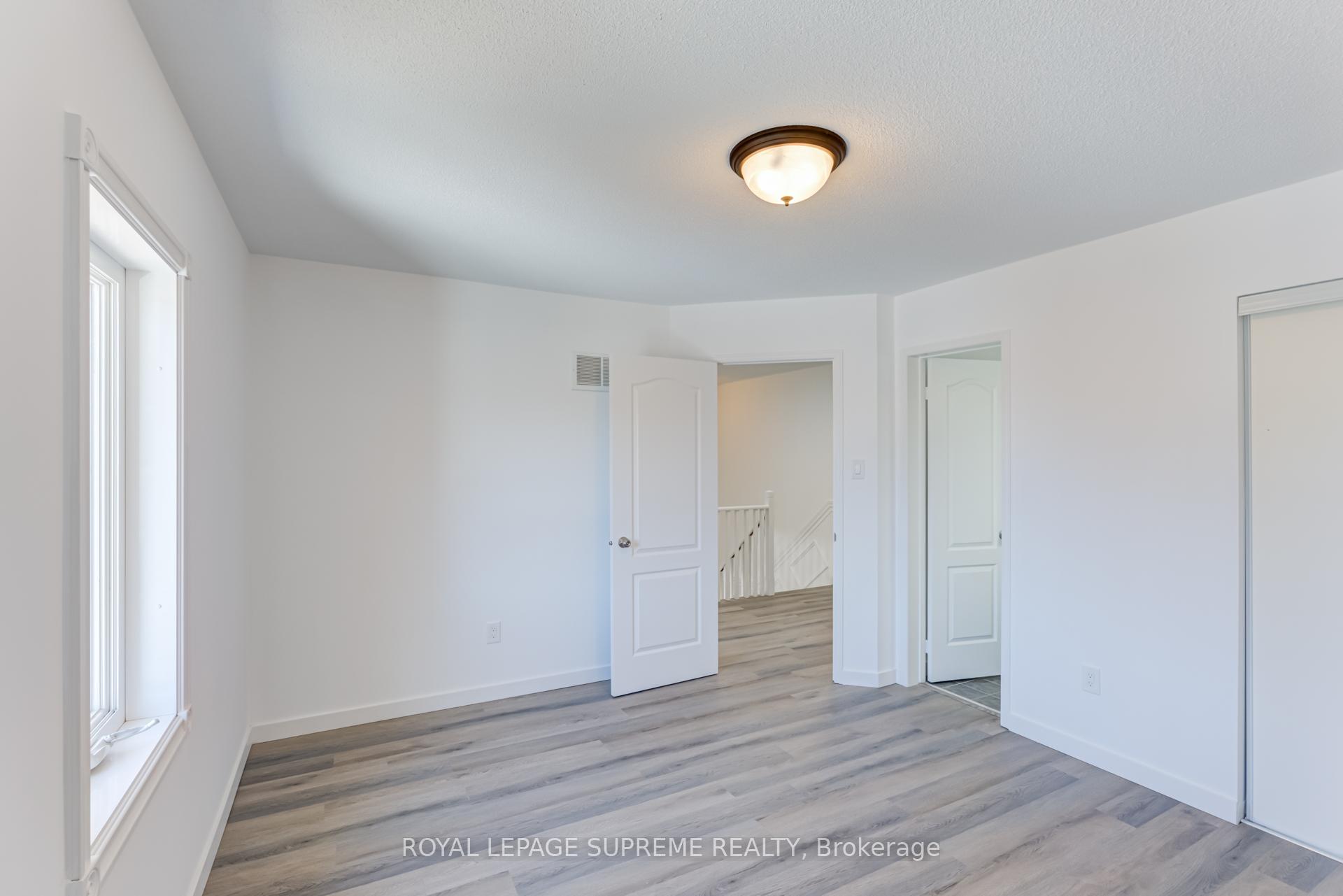 Photo 28 of 196 Matthew Drive, Vaughan, East Woodbridge — HOMEH