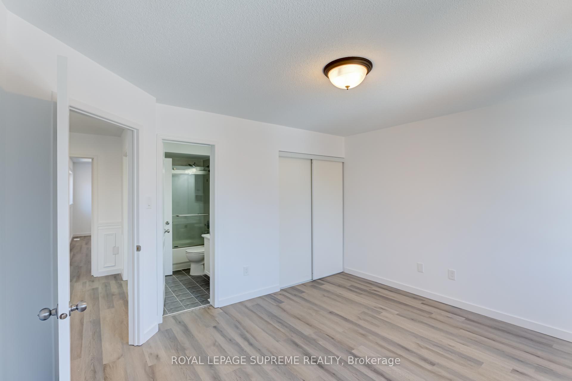 Photo 29 of 196 Matthew Drive, Vaughan, East Woodbridge — HOMEH