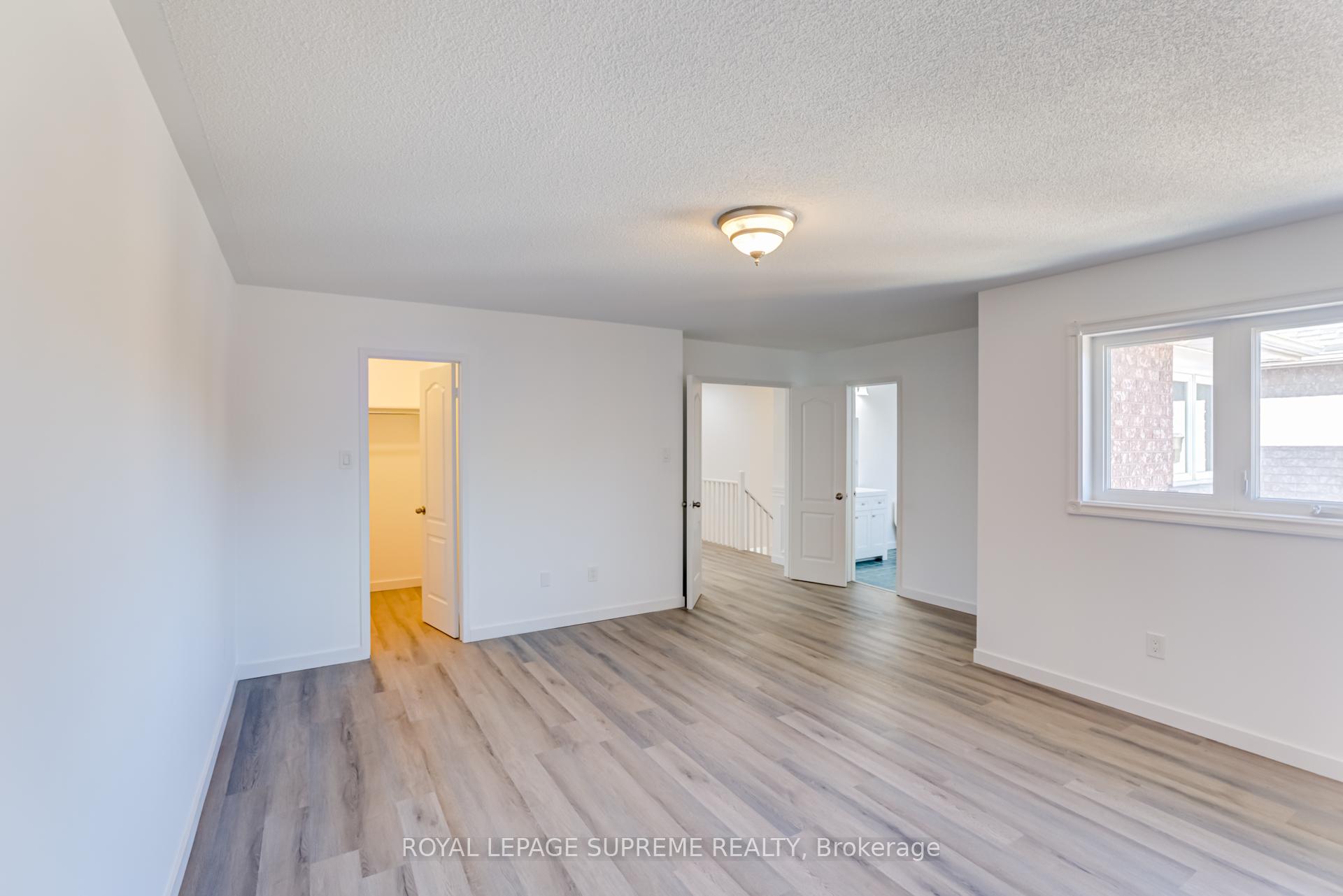 Photo 34 of 196 Matthew Drive, Vaughan, East Woodbridge — HOMEH