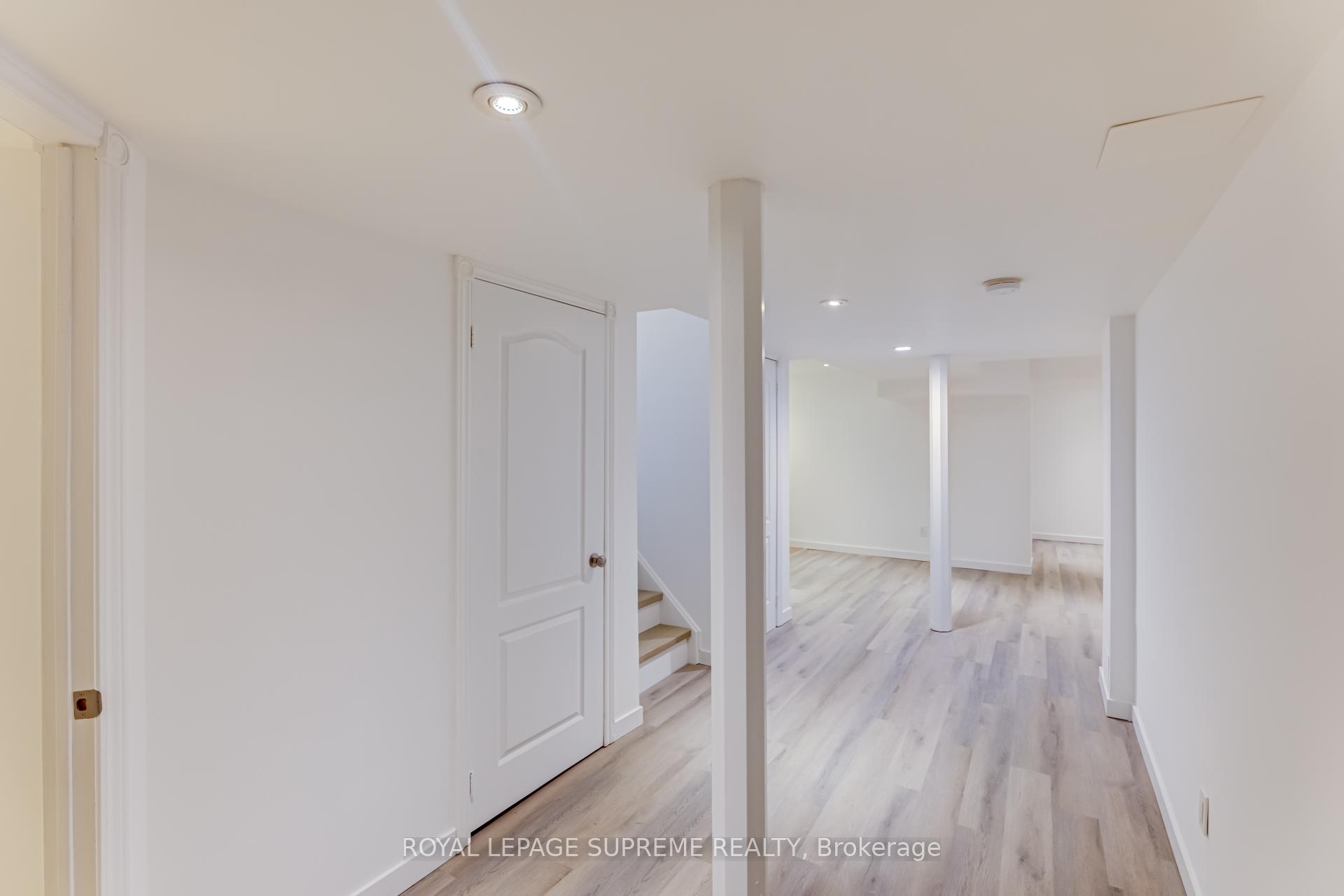 Photo 40 of 196 Matthew Drive, Vaughan, East Woodbridge — HOMEH