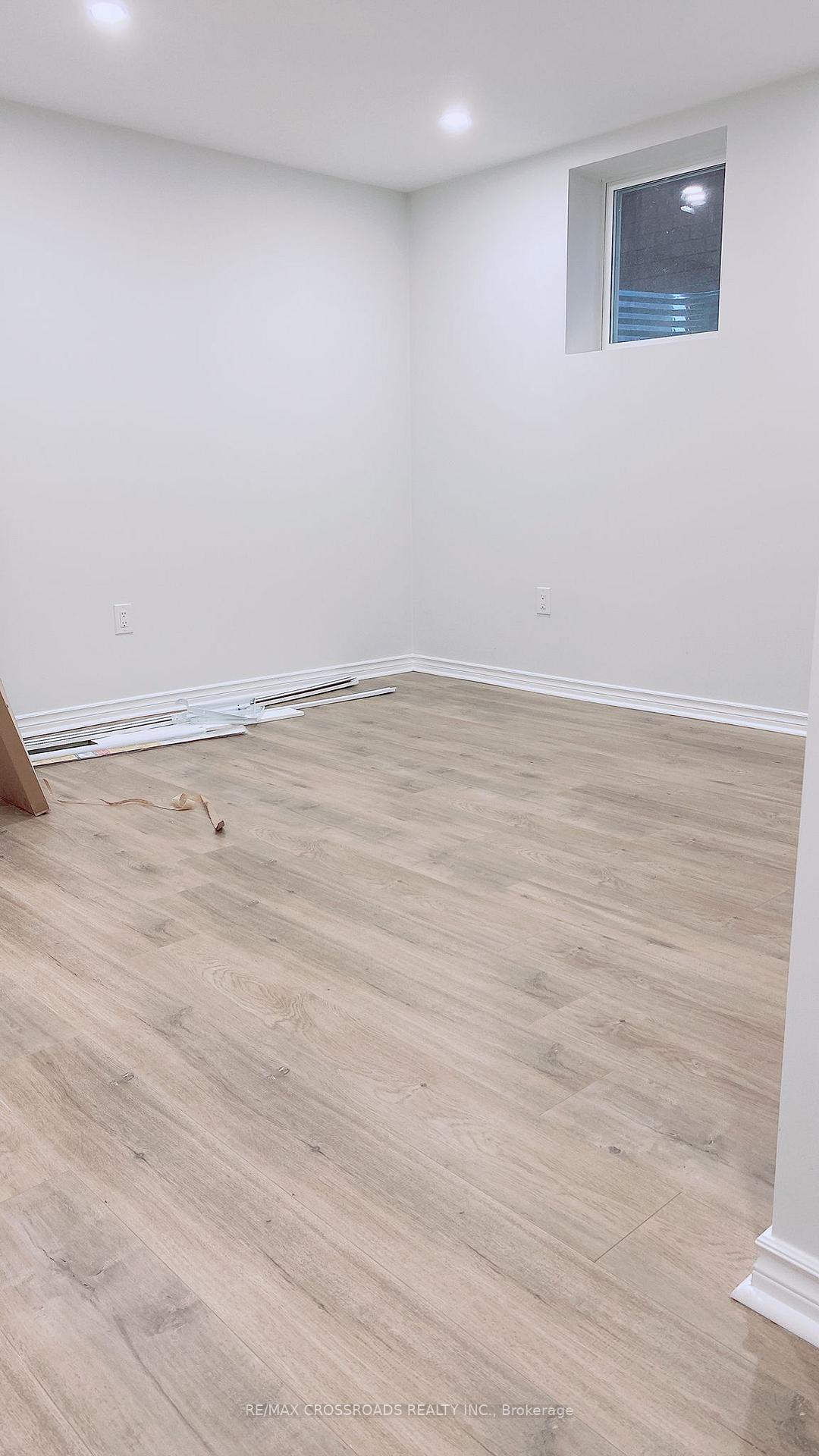 Photo 3 of Unit BSMT, 83 Bonistel Crescent, Brampton, Fletcher's Meadow — HOMEH