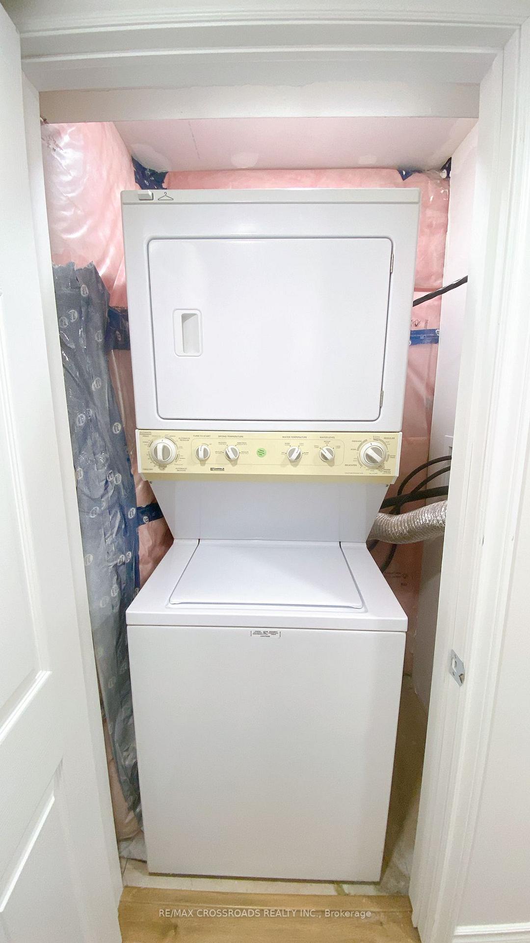 Photo 10 of Unit BSMT, 83 Bonistel Crescent, Brampton, Fletcher's Meadow — HOMEH