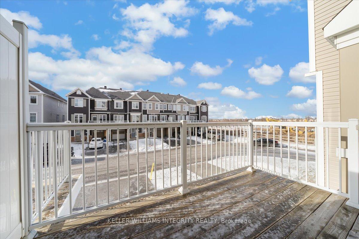 Photo 13 of 310 Pumpkinseed Crescent, Ottawa, Barrhaven - Half Moon Bay — HOMEH