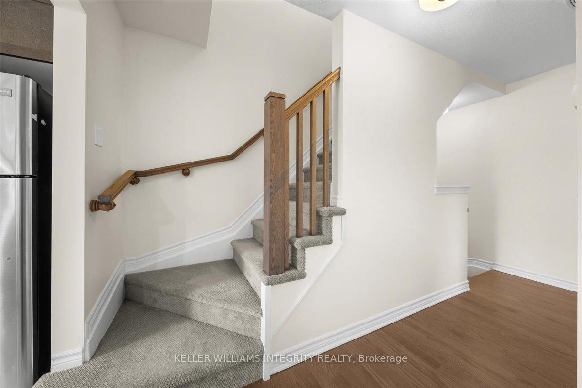 Photo 18 of 310 Pumpkinseed Crescent, Ottawa, Barrhaven - Half Moon Bay — HOMEH