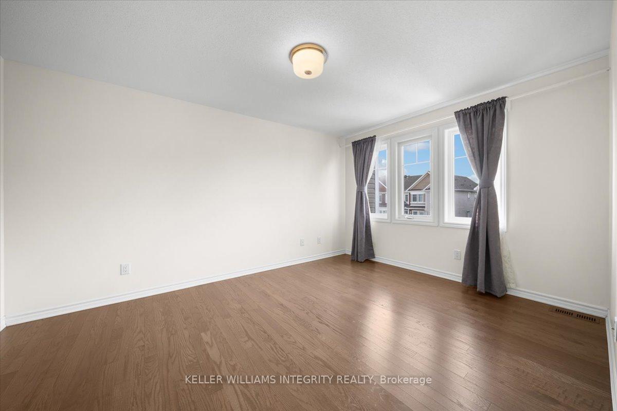 Photo 23 of 310 Pumpkinseed Crescent, Ottawa, Barrhaven - Half Moon Bay — HOMEH