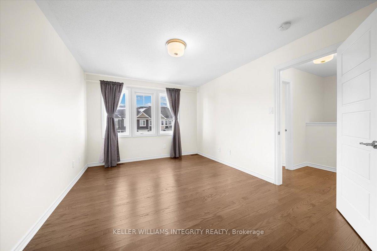 Photo 24 of 310 Pumpkinseed Crescent, Ottawa, Barrhaven - Half Moon Bay — HOMEH