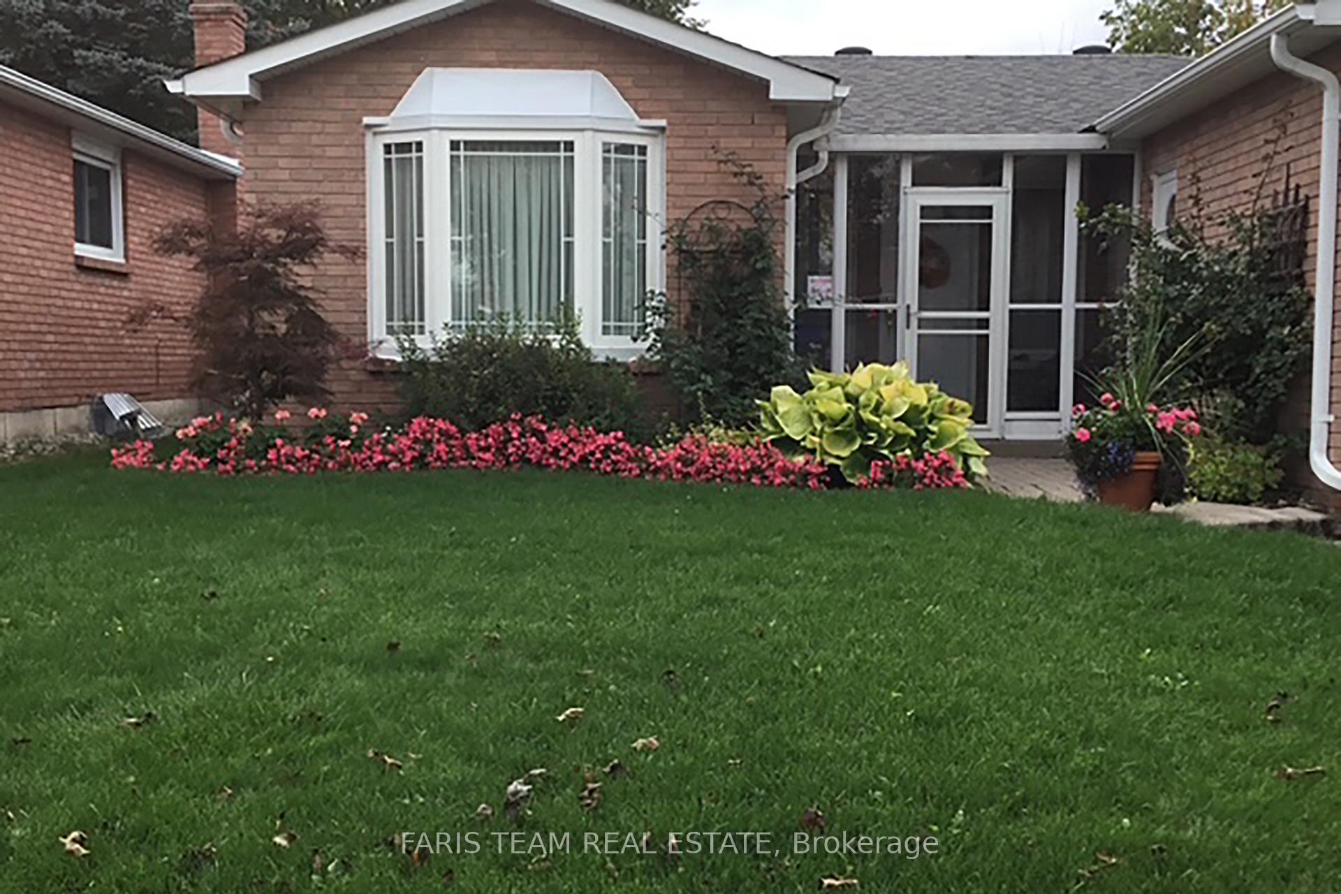 Photo 25 of 32 Trillium Crescent, Barrie, Allandale Heights — HOMEH