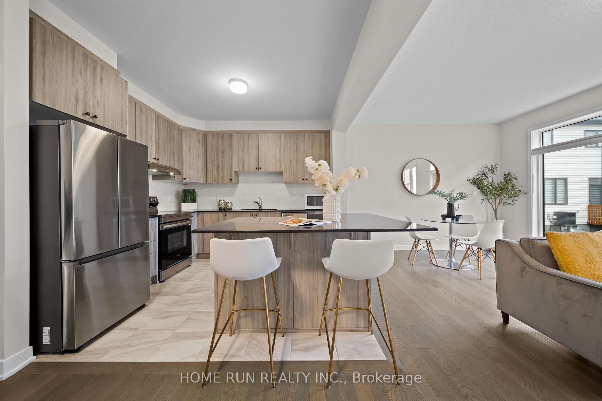 Photo 8 of 648 Cygnus Street, Ottawa, Barrhaven - Half Moon Bay — HOMEH