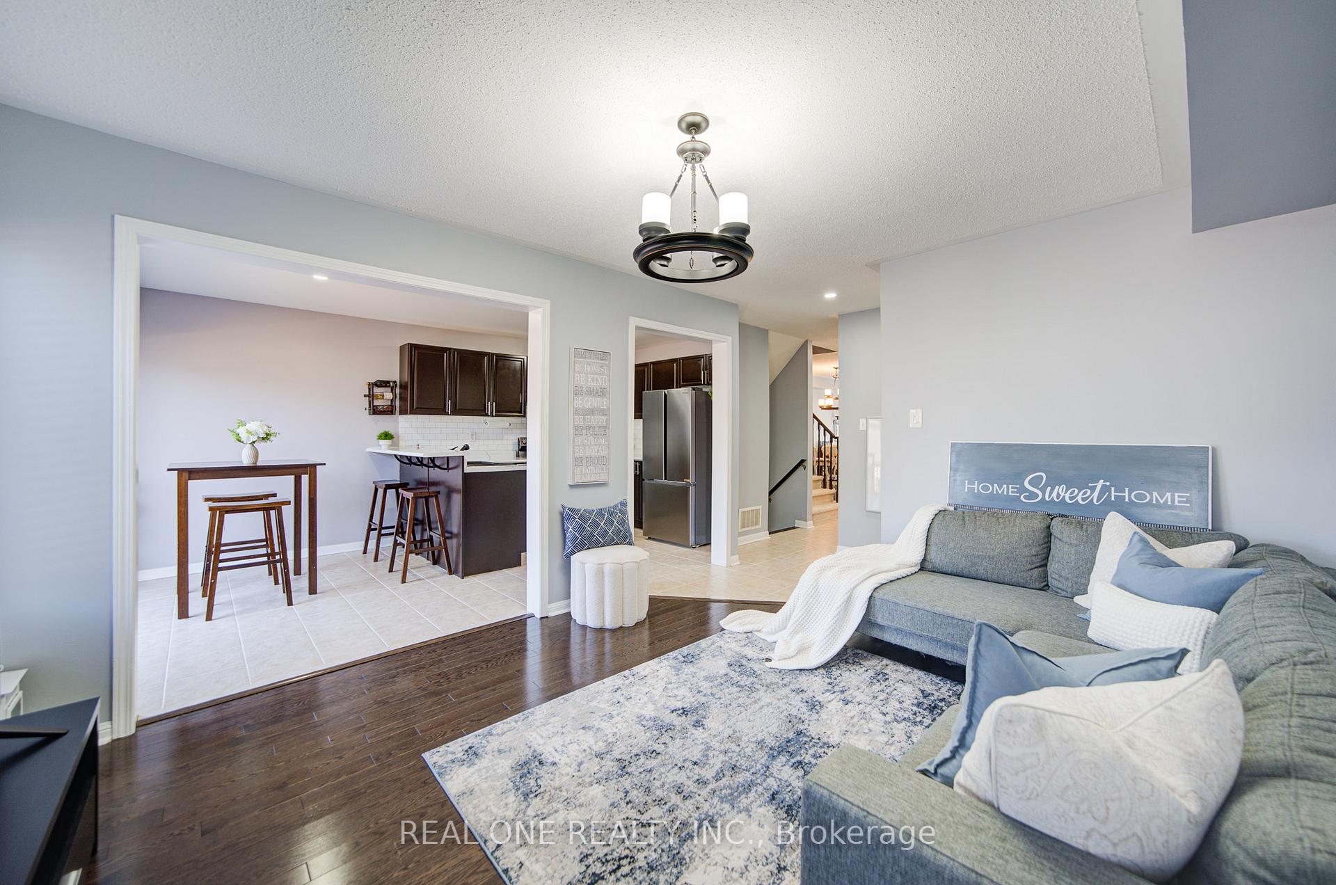 Photo 15 of 52 Succession Crescent, Barrie, Innis-Shore — HOMEH