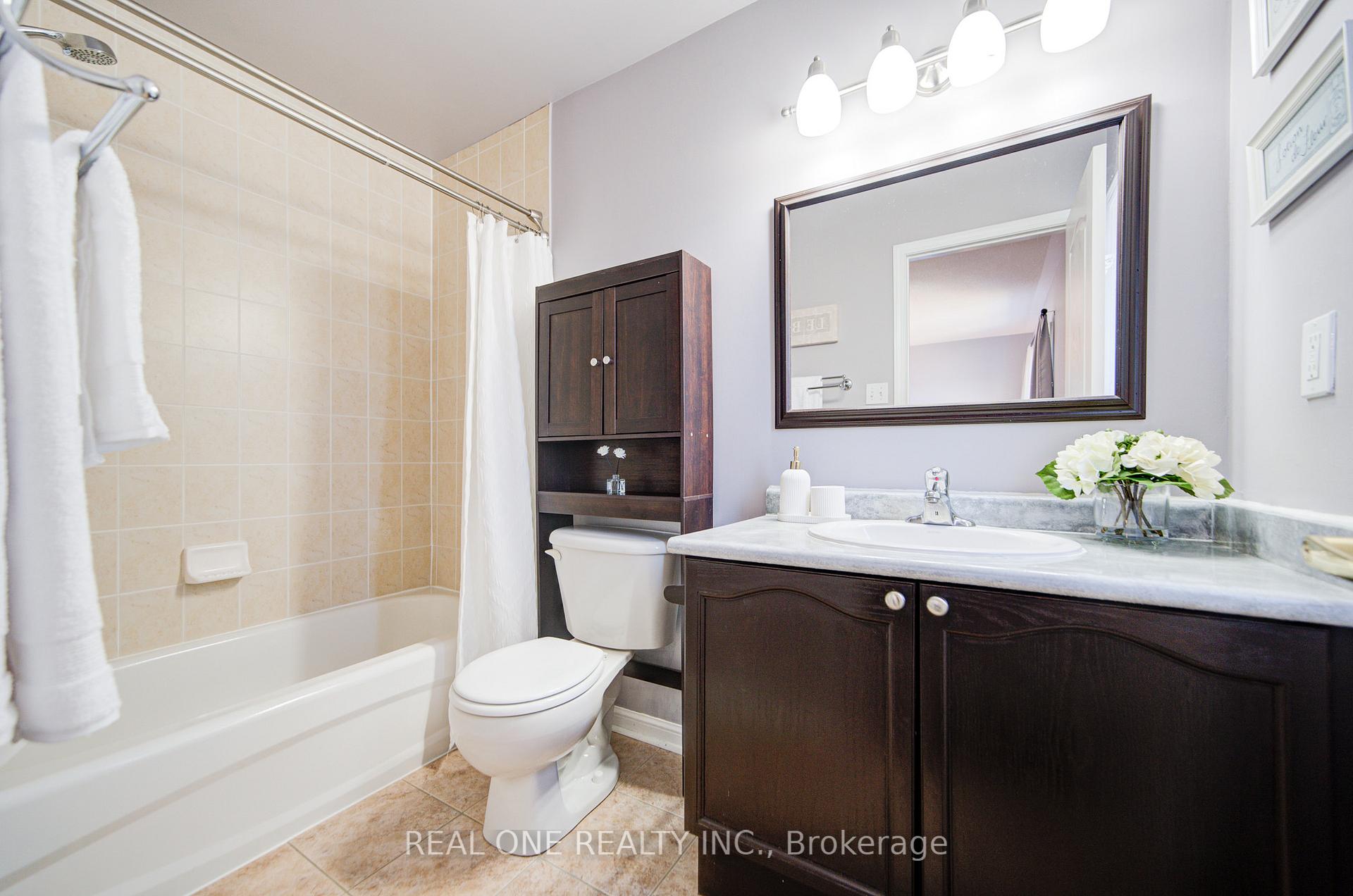 Photo 30 of 52 Succession Crescent, Barrie, Innis-Shore — HOMEH