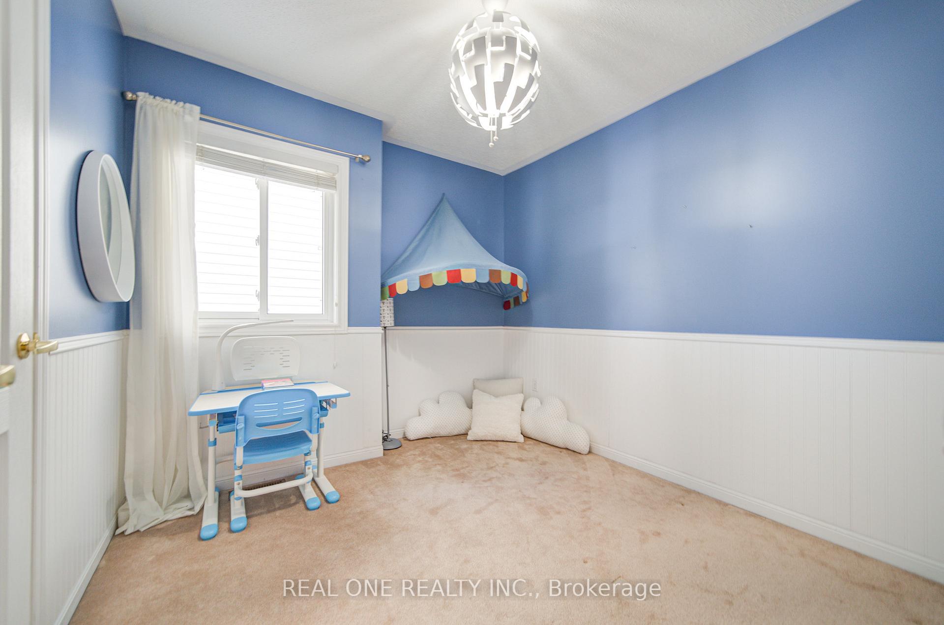 Photo 31 of 52 Succession Crescent, Barrie, Innis-Shore — HOMEH