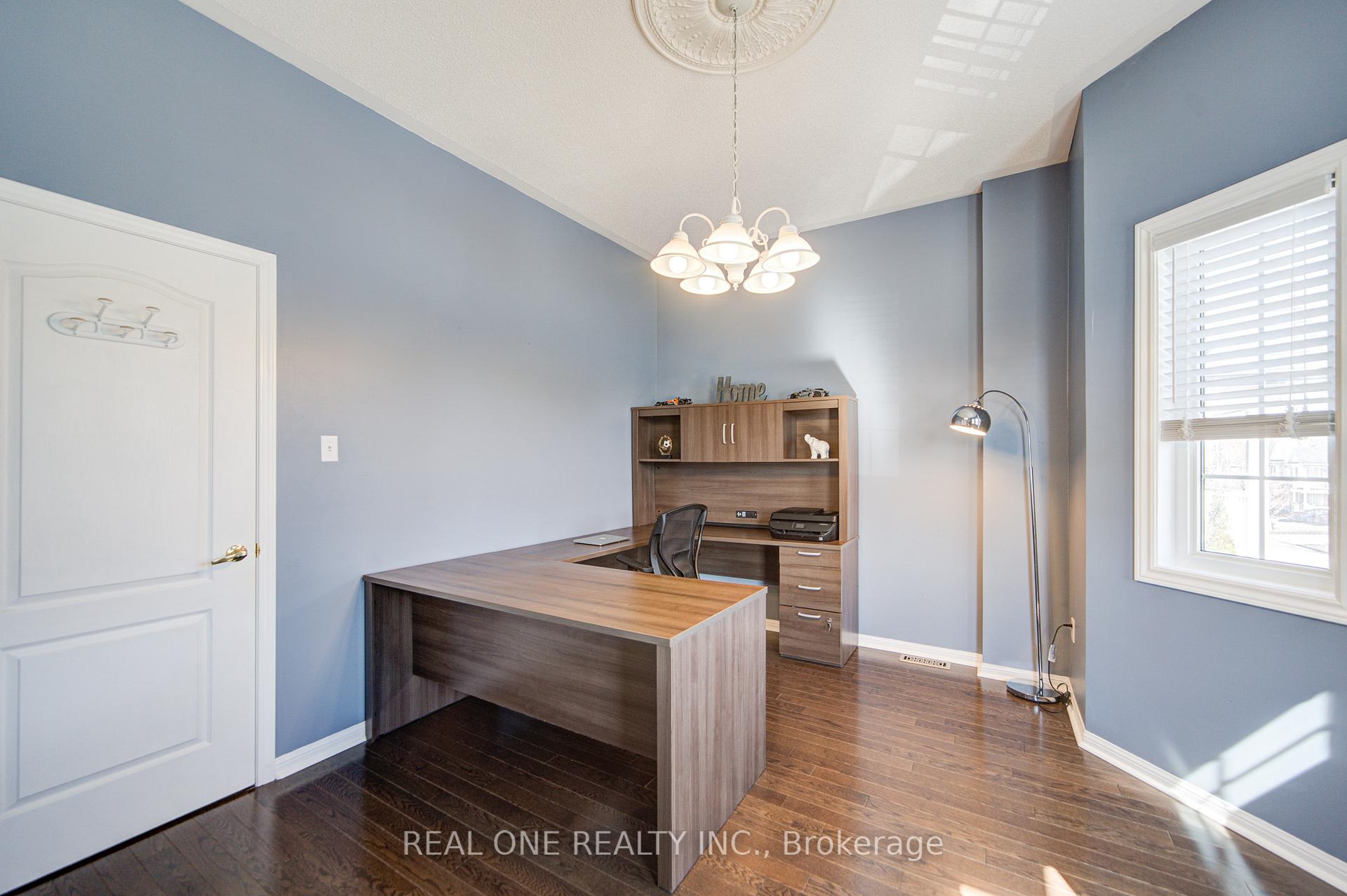 Photo 36 of 52 Succession Crescent, Barrie, Innis-Shore — HOMEH