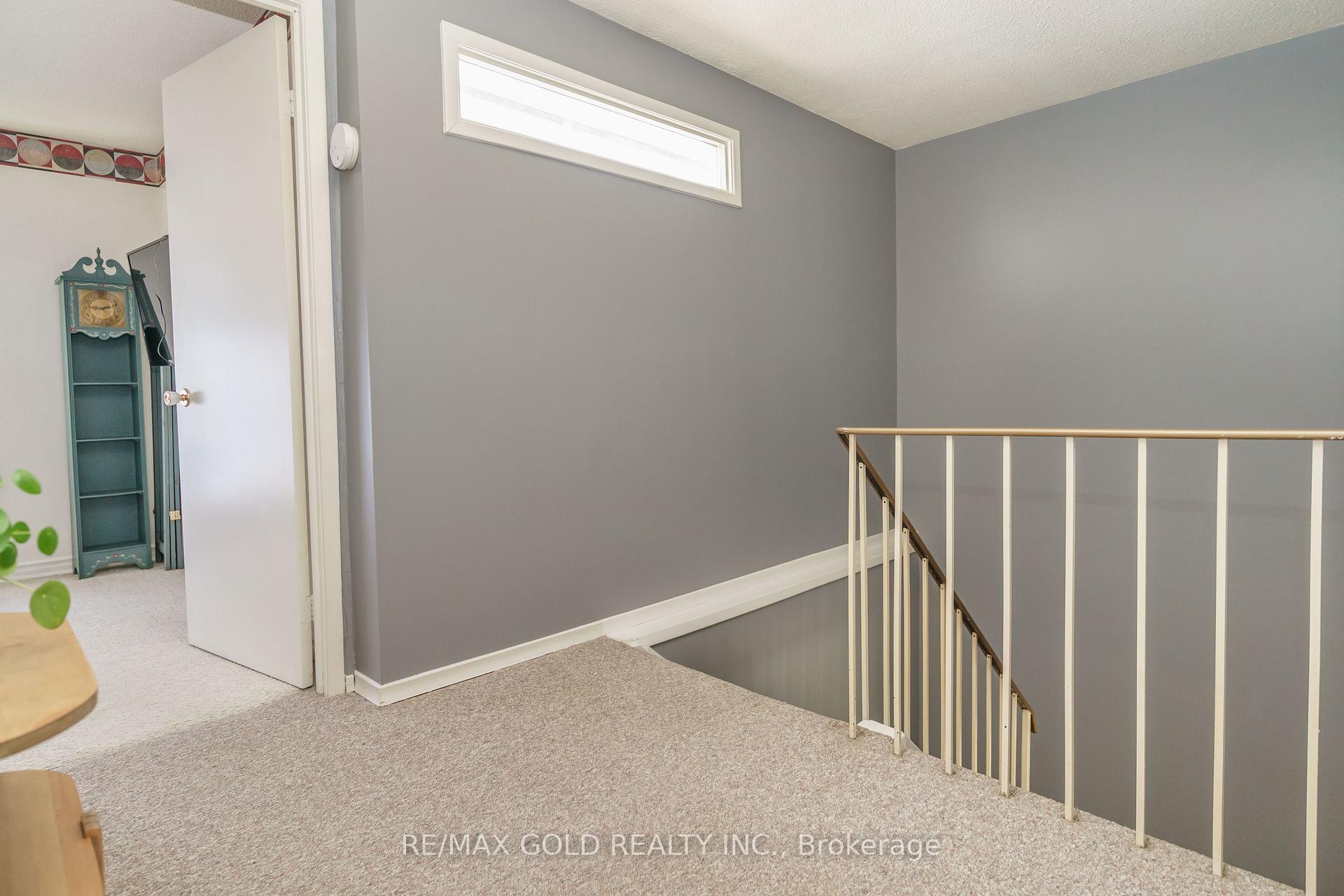 Photo 16 of 9 Gladstone Square, Brampton, Northgate — HOMEH