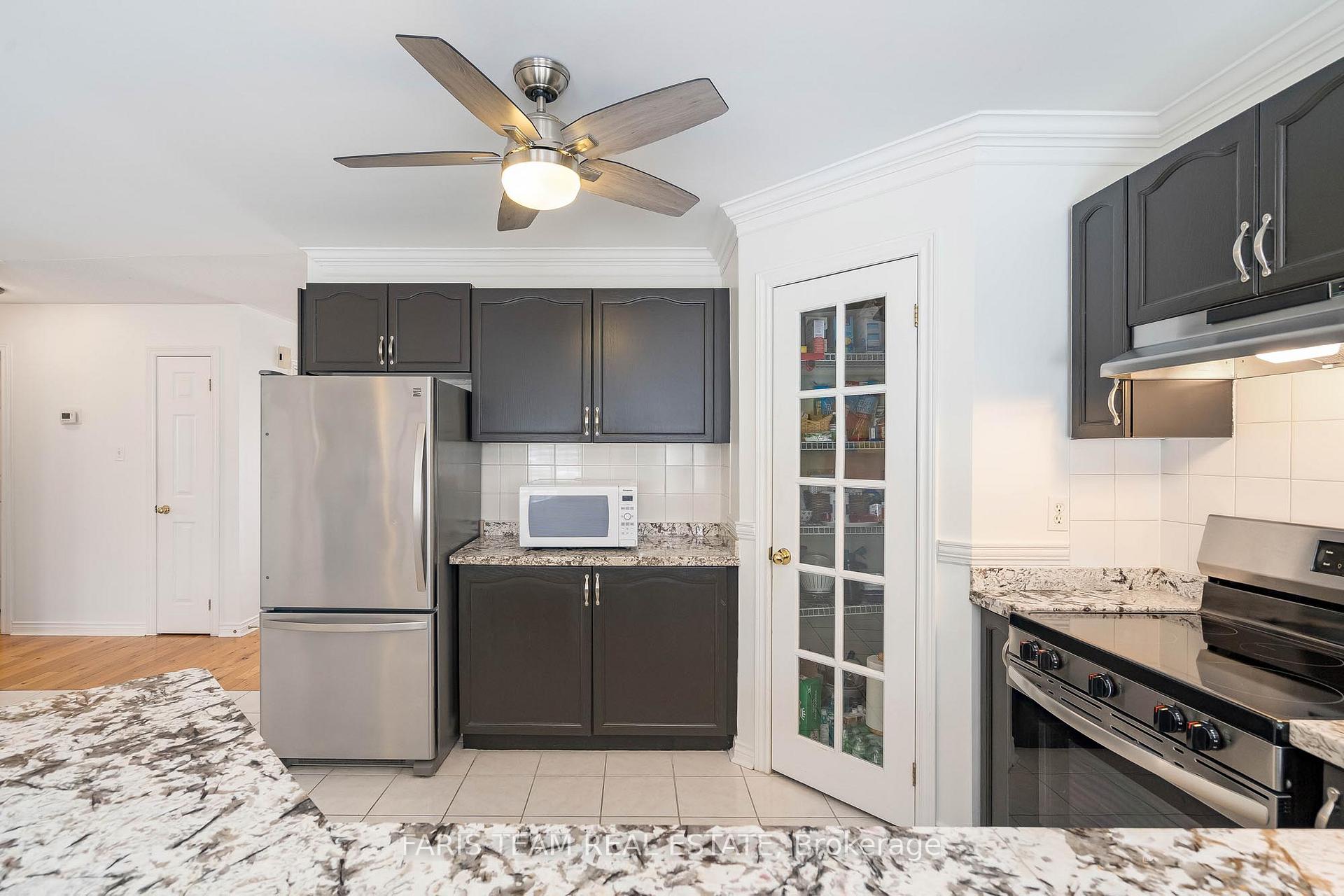 Photo 4 of 309 Cox Mill Road, Barrie, Bayshore — HOMEH
