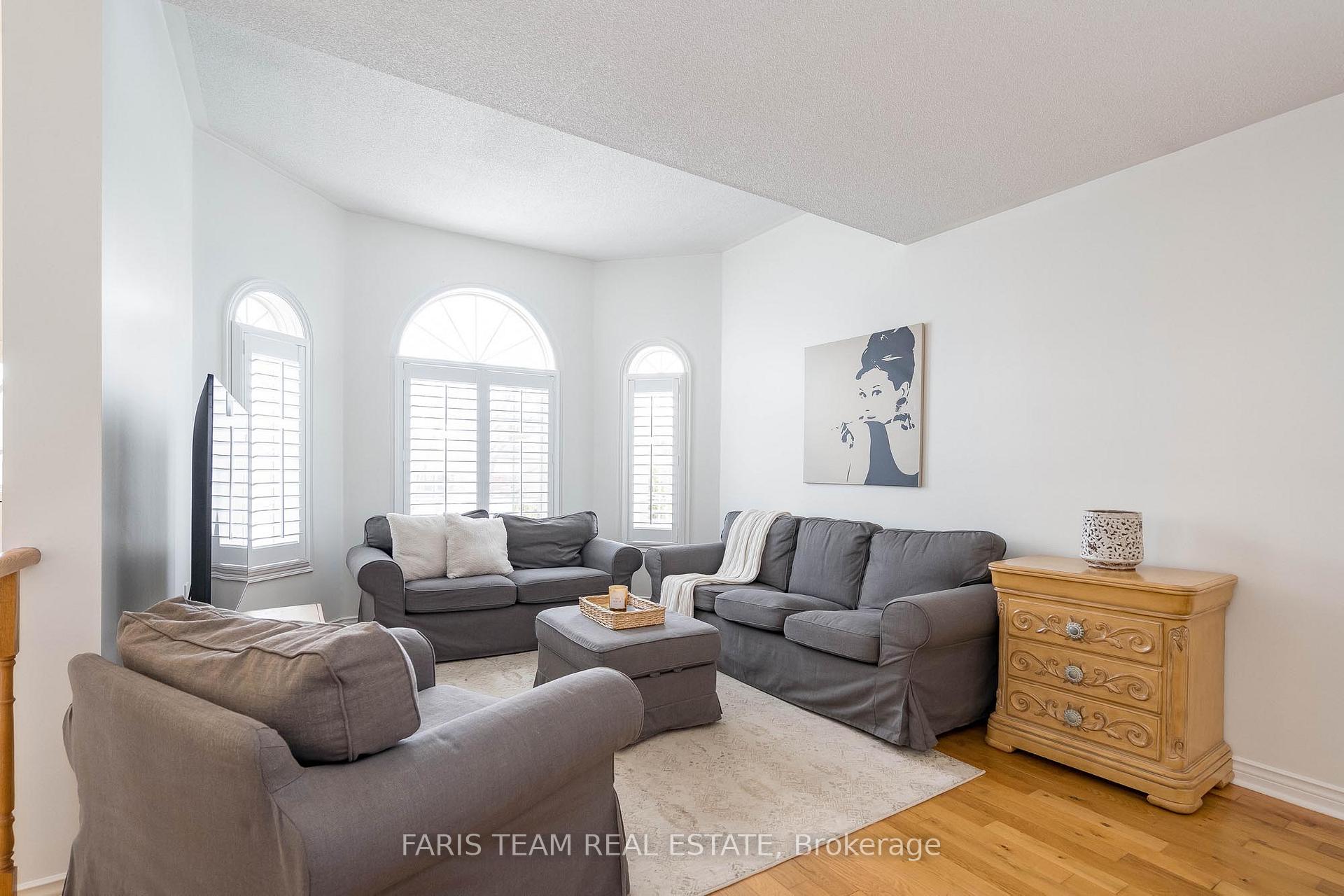 Photo 8 of 309 Cox Mill Road, Barrie, Bayshore — HOMEH