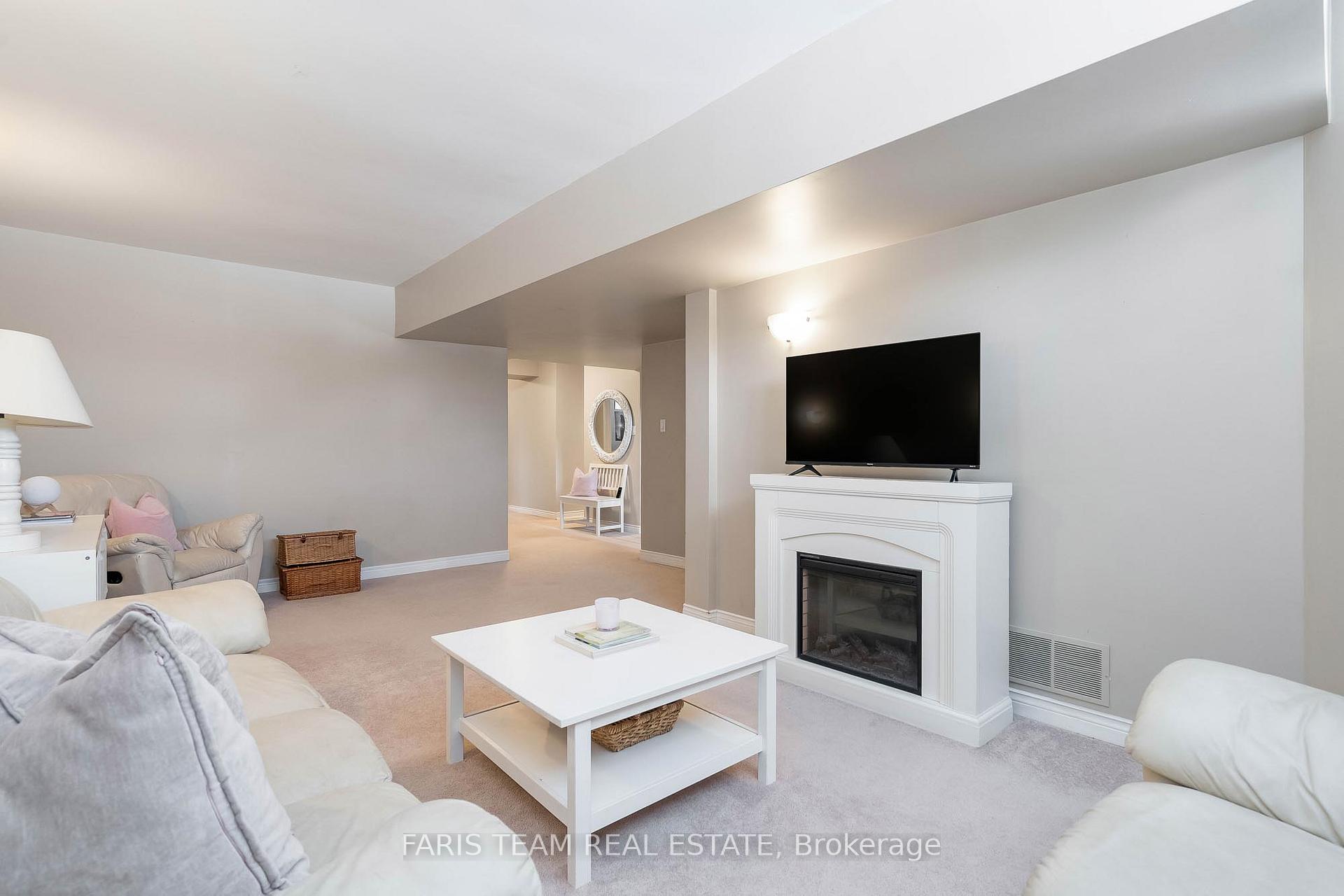 Photo 17 of 309 Cox Mill Road, Barrie, Bayshore — HOMEH