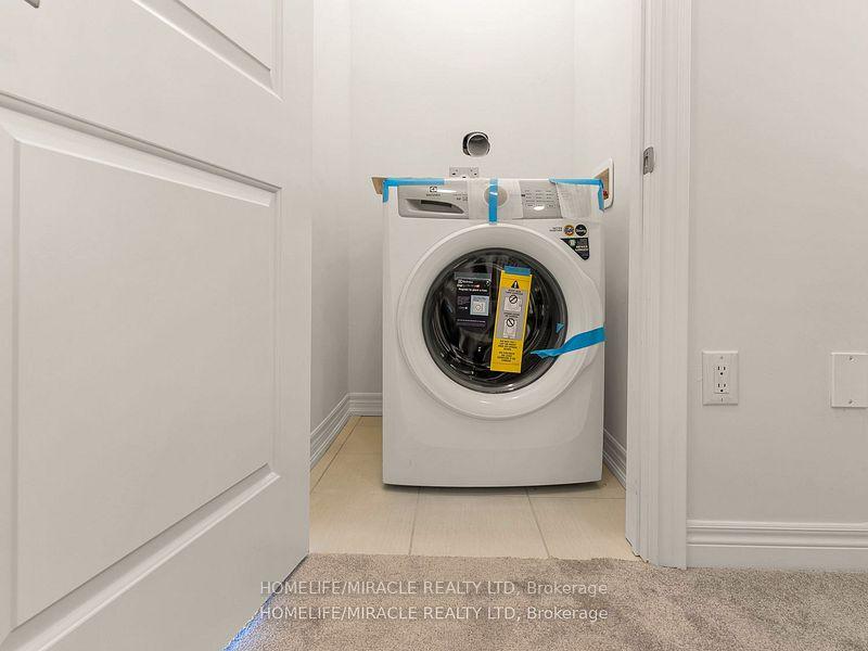 Photo 20 of 18 Queenpost Drive, Brampton, Credit Valley — HOMEH