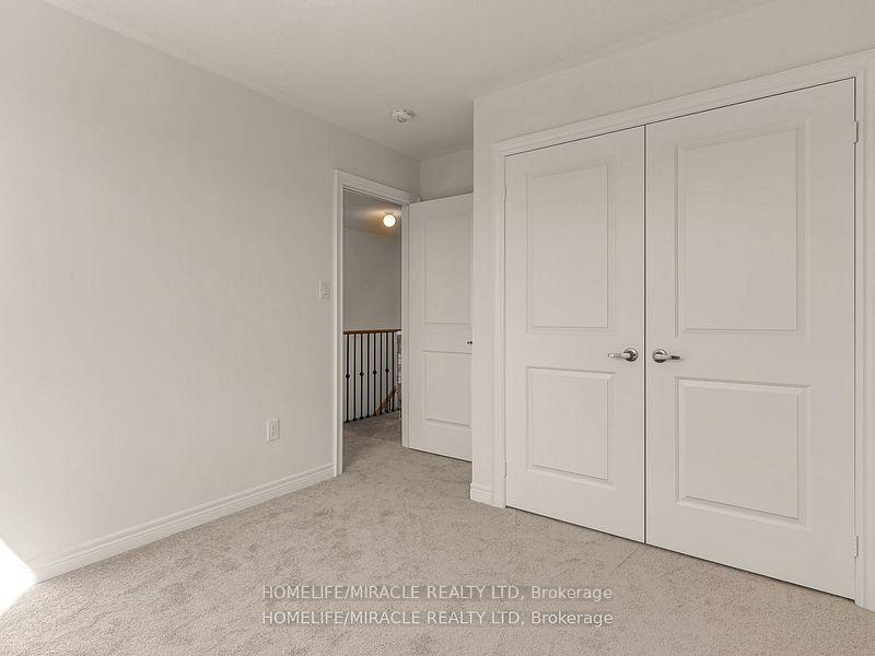Photo 23 of 18 Queenpost Drive, Brampton, Credit Valley — HOMEH