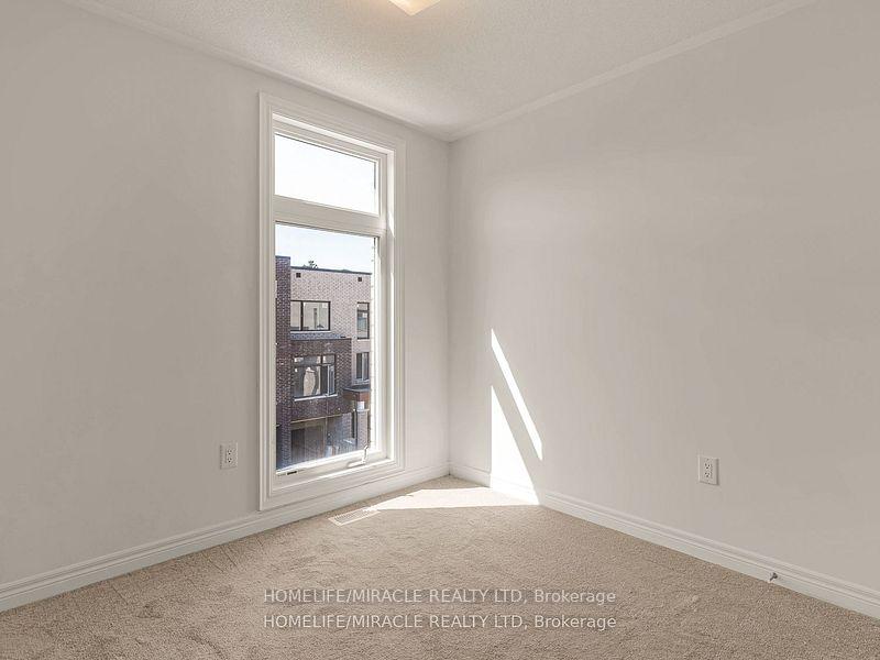 Photo 24 of 18 Queenpost Drive, Brampton, Credit Valley — HOMEH