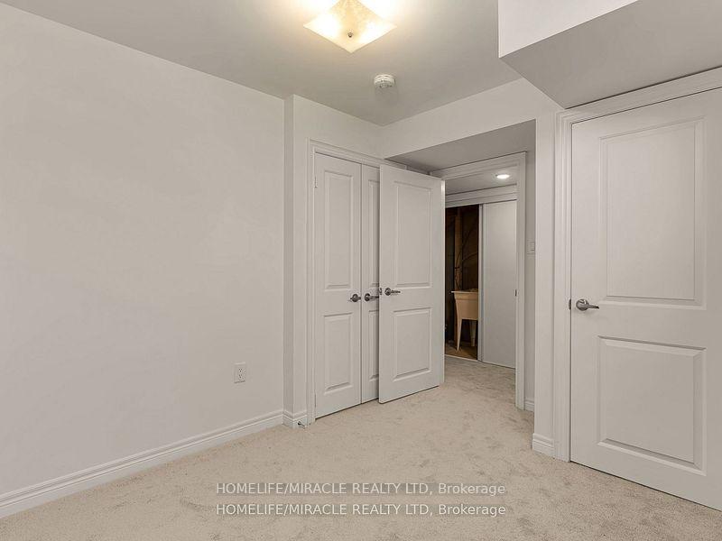 Photo 30 of 18 Queenpost Drive, Brampton, Credit Valley — HOMEH
