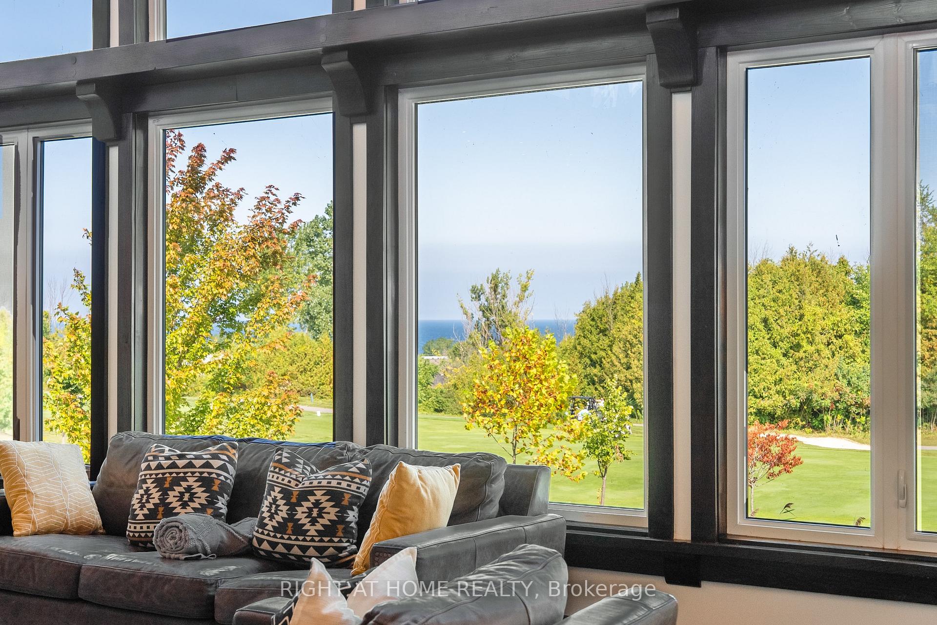 Photo 8 of 163 West Ridge Drive, Blue Mountains — HOMEH