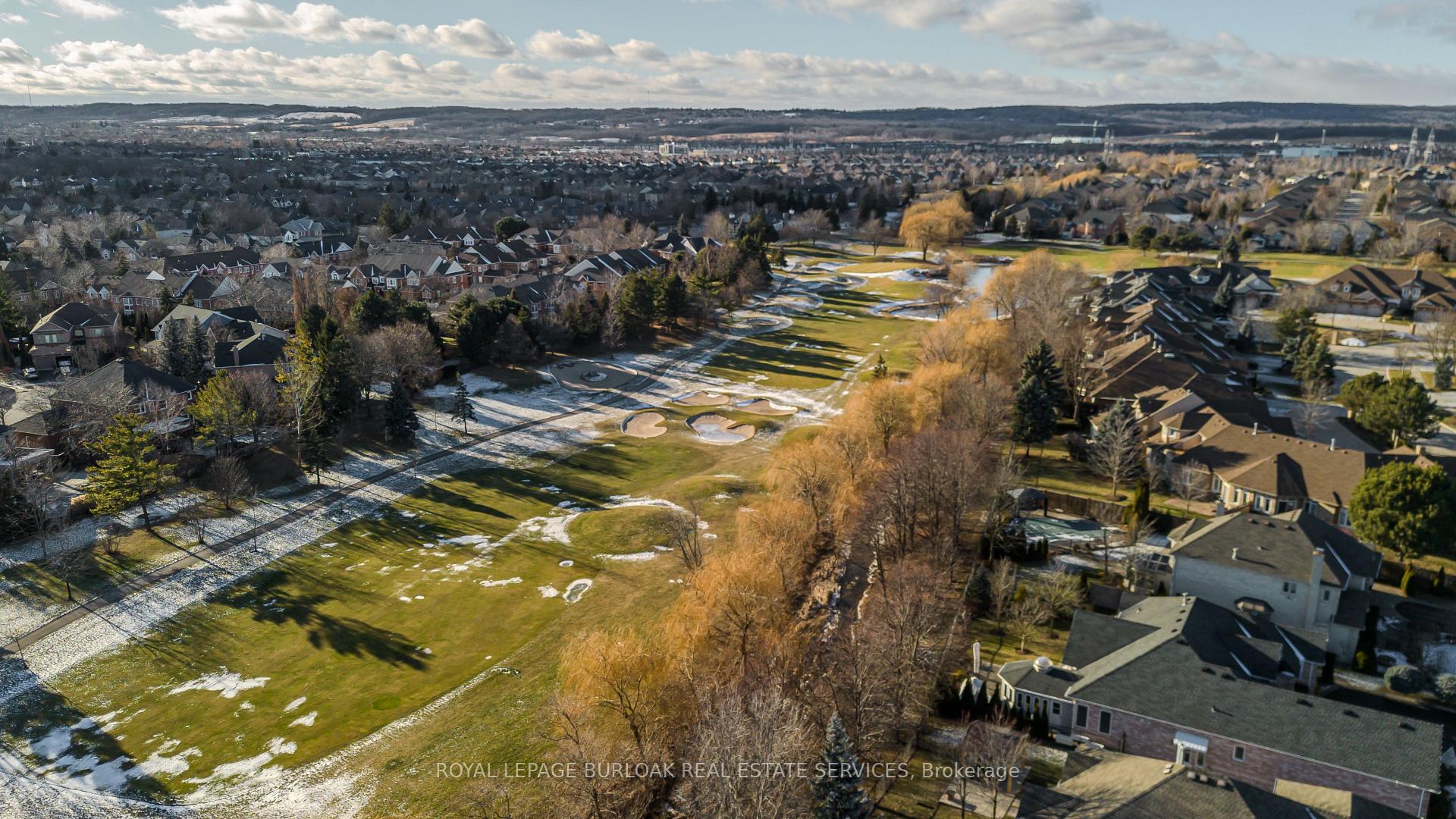 Photo 4 of 4098 Montrose Crescent, Burlington, Rose — HOMEH