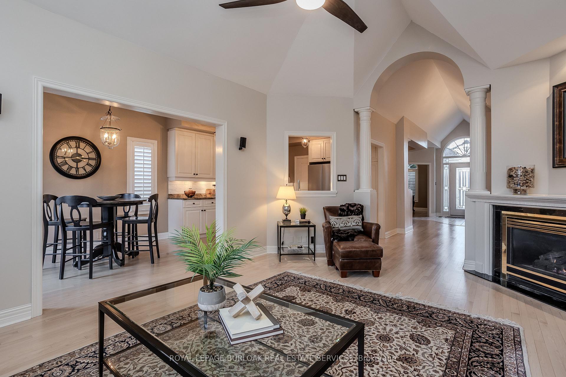 Photo 19 of 4098 Montrose Crescent, Burlington, Rose — HOMEH
