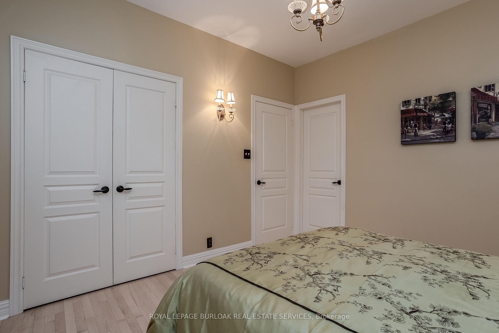 Photo 25 of 4098 Montrose Crescent, Burlington, Rose — HOMEH