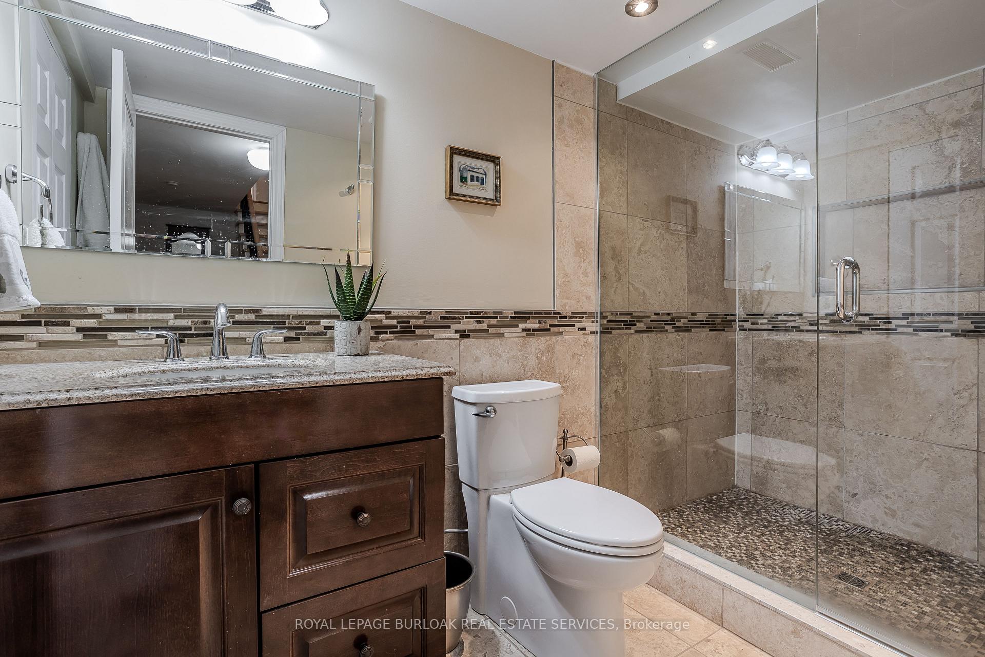 Photo 29 of 4098 Montrose Crescent, Burlington, Rose — HOMEH