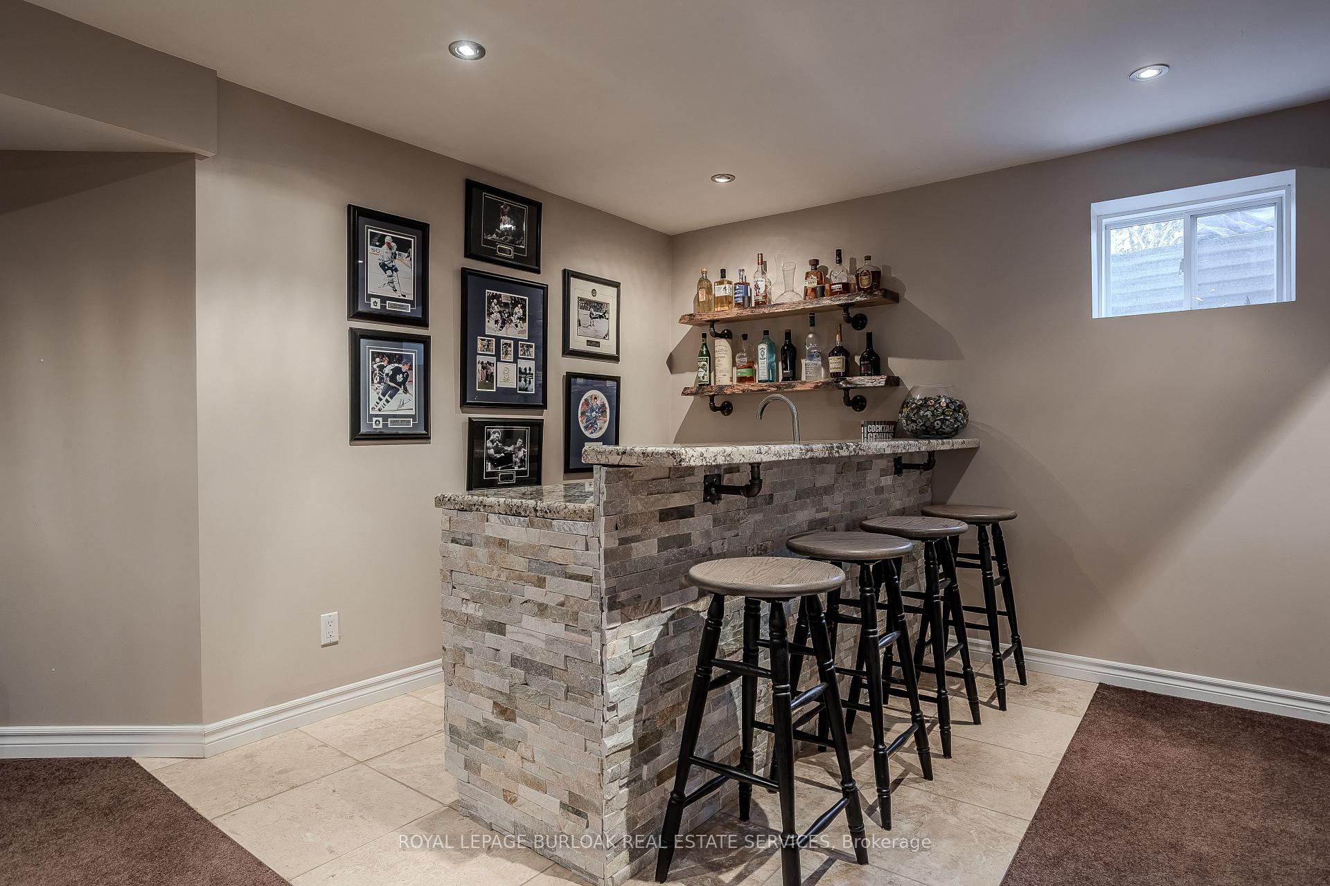 Photo 33 of 4098 Montrose Crescent, Burlington, Rose — HOMEH