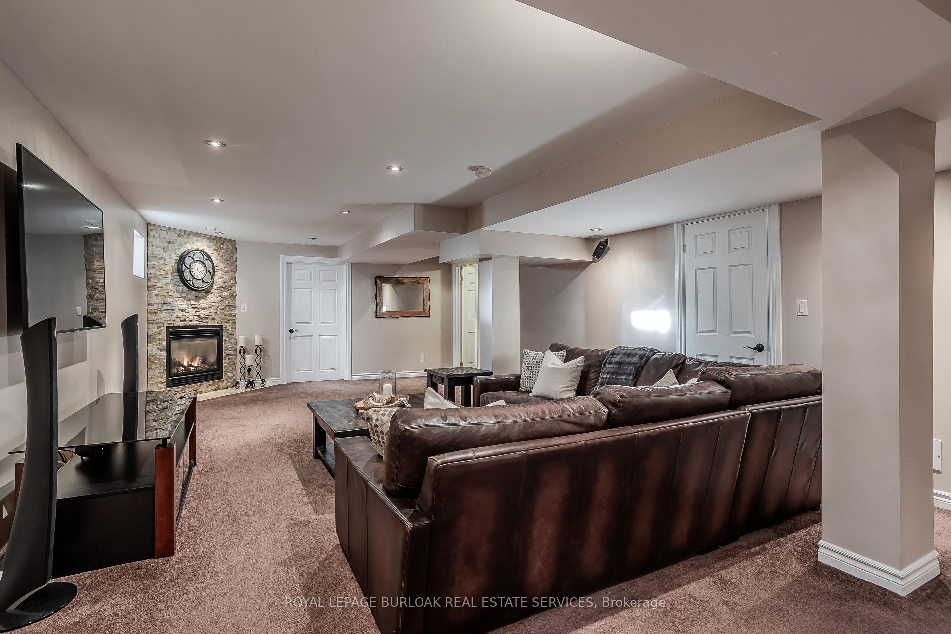 Photo 34 of 4098 Montrose Crescent, Burlington, Rose — HOMEH
