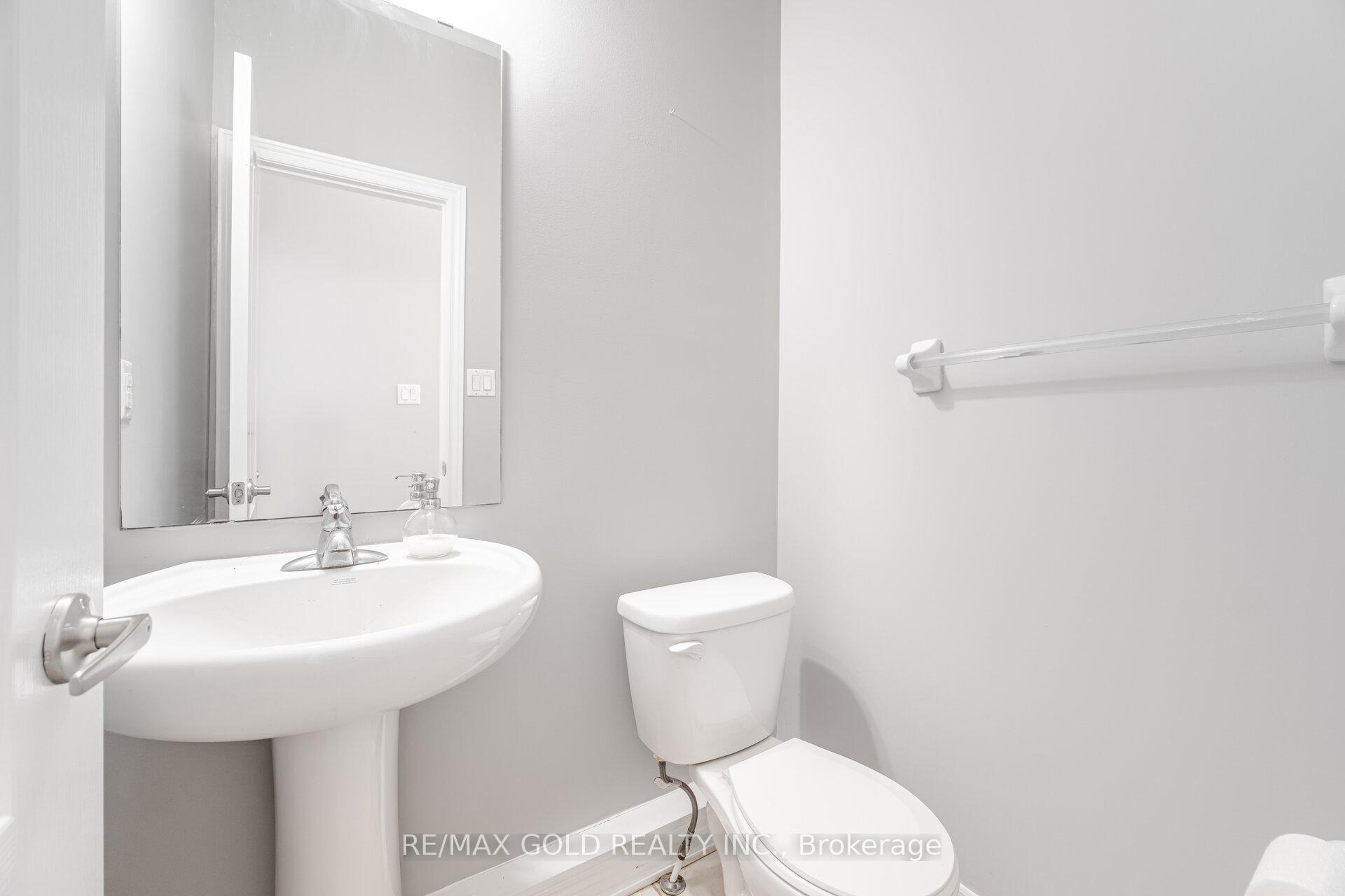 Photo 22 of 67 Yardley Crescent, Brampton, Credit Valley — HOMEH