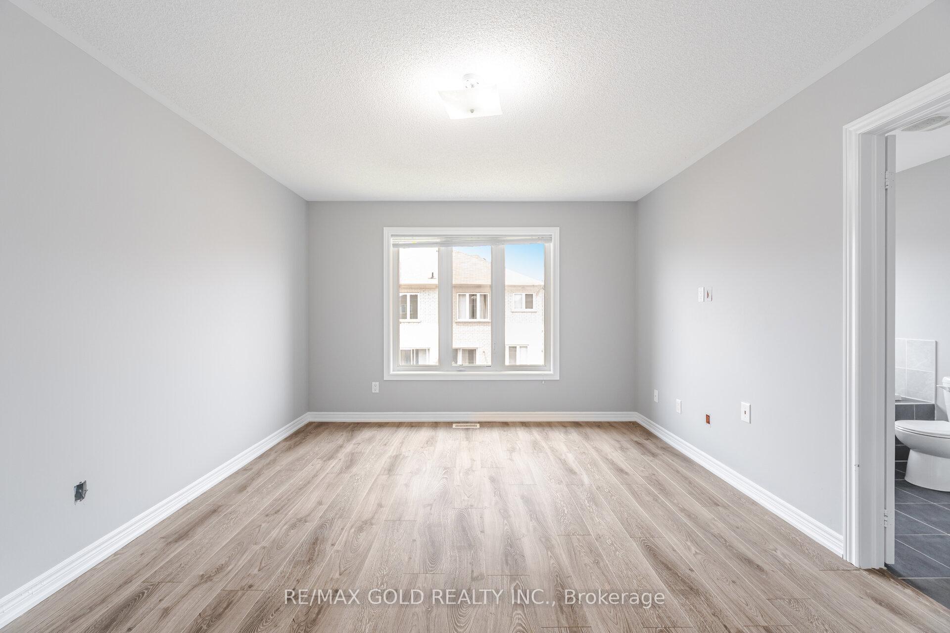Photo 26 of 67 Yardley Crescent, Brampton, Credit Valley — HOMEH