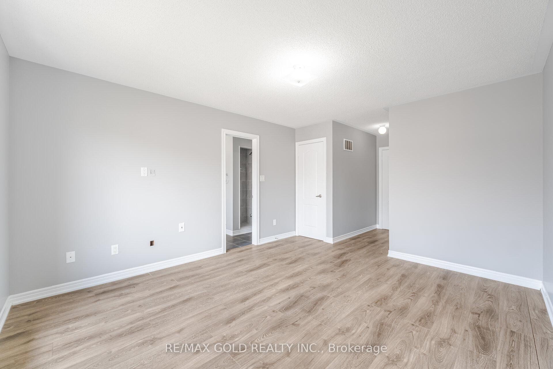 Photo 28 of 67 Yardley Crescent, Brampton, Credit Valley — HOMEH