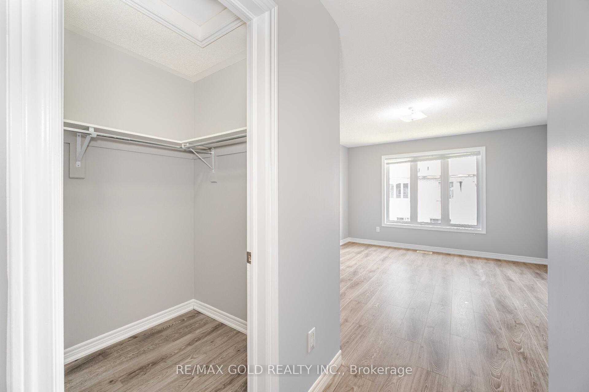 Photo 31 of 67 Yardley Crescent, Brampton, Credit Valley — HOMEH